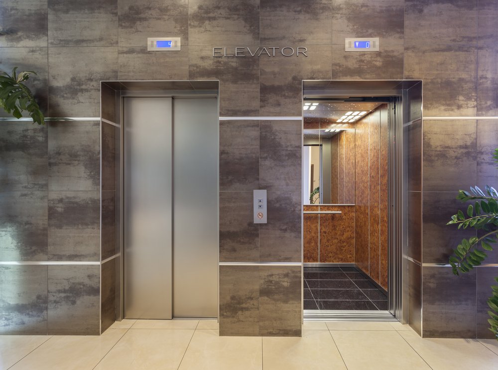 بیمه آسانسور و پله برقی